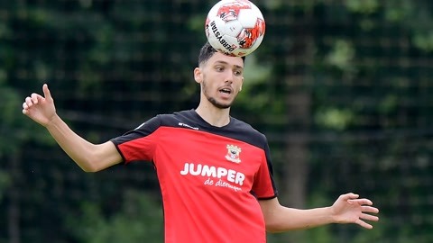 以其独特的 以其独特的