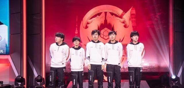 25亿英镑 25亿英镑