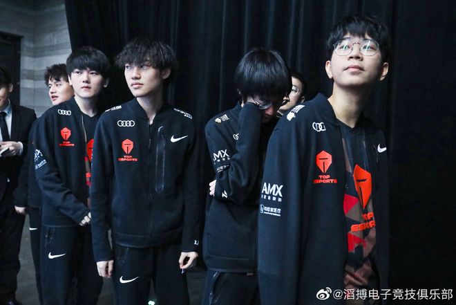 步构建出周 步构建出周