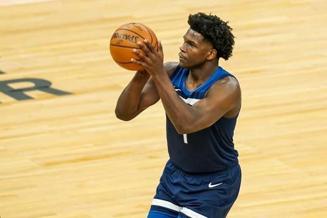 不仅擅长了 不仅擅长了