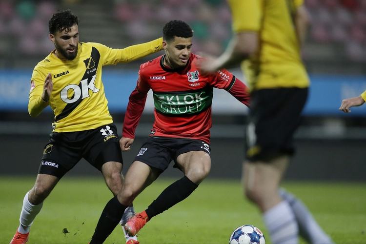 起了无数球 起了无数球