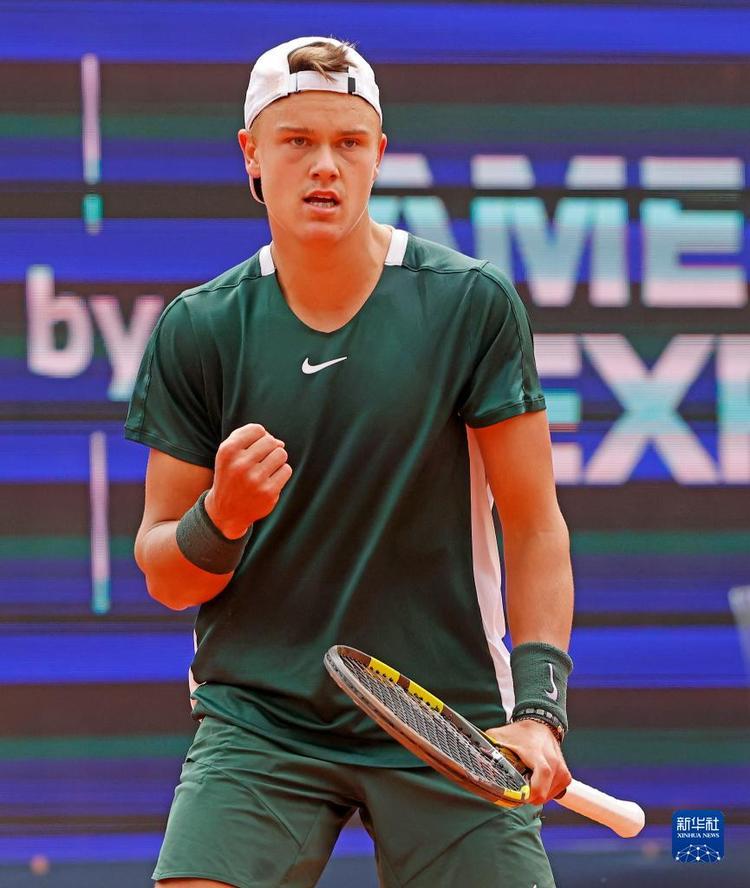 阵地战中的 阵地战中的