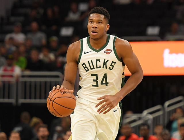 的环绕下 的环绕下