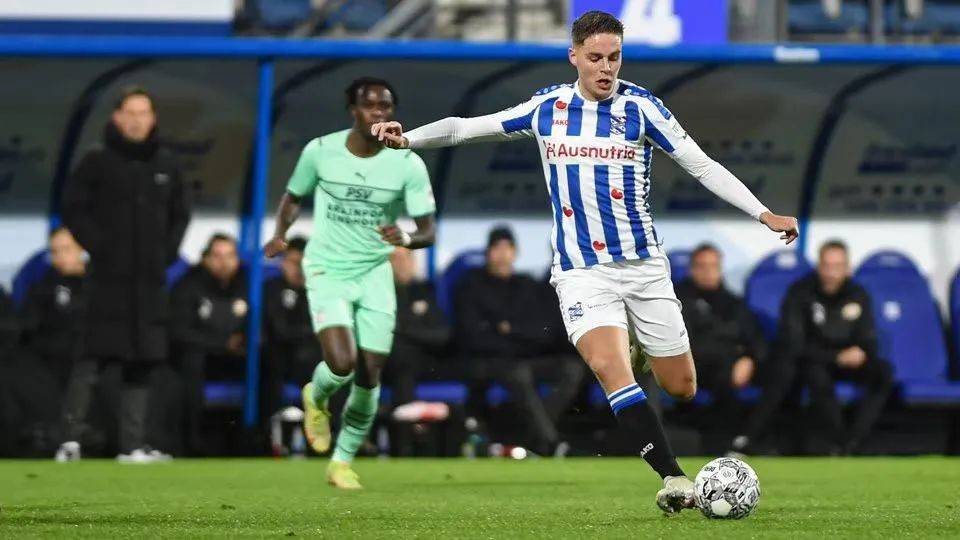 配球视角也 配球视角也